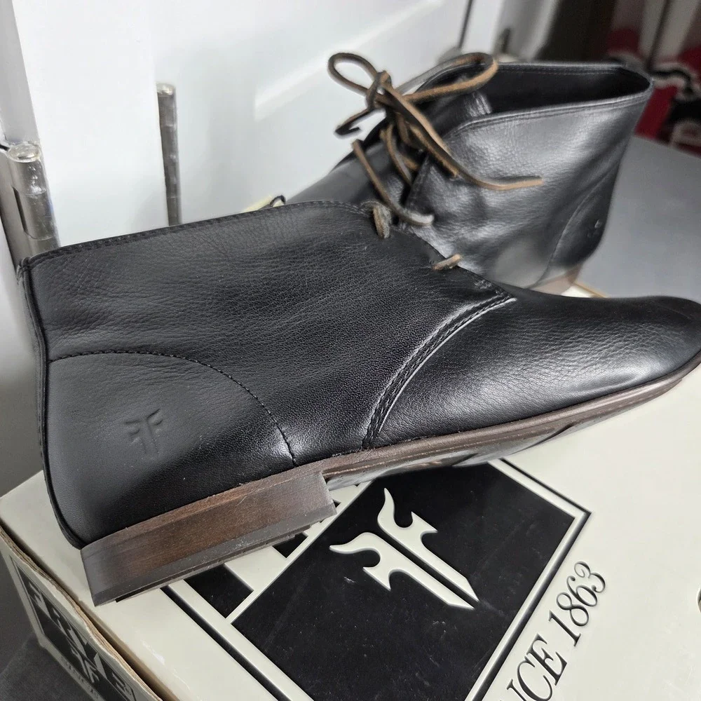 Frye NWT Chukka Men's Black Leather Ankle Boots Size 9.5 US
